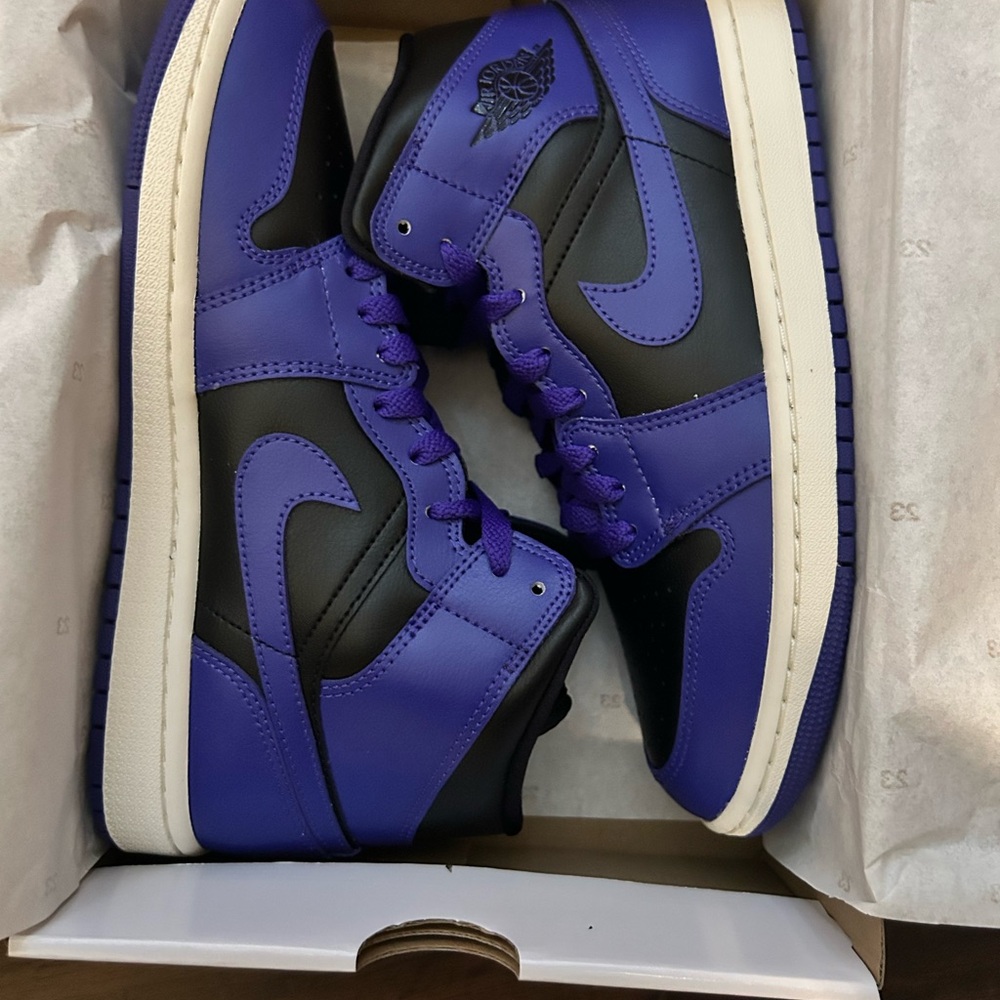 Jordan Women's Sneakers in Black and Purple